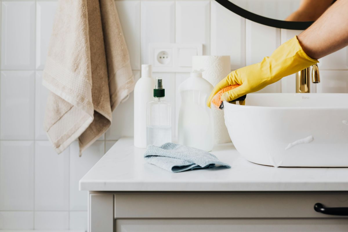 Trucos para evitar malos olores en el baño en Barcelona