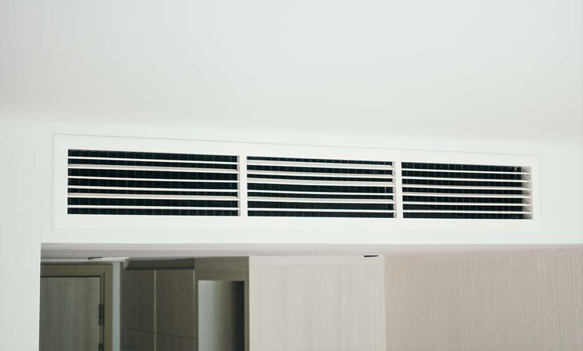 Trucos para mantener el aire limpio en el hogar en Barcelona